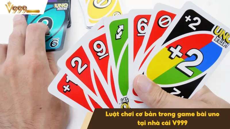 Game bài uno bắt đầu với mỗi người chơi nhận 7 lá bài trên tay